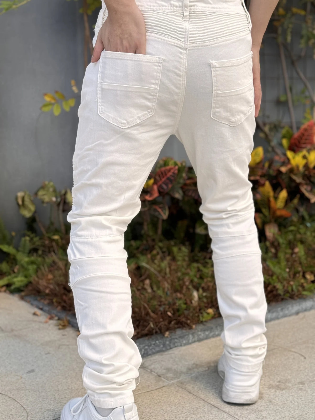 Men’s White Distressed Biker Jeans