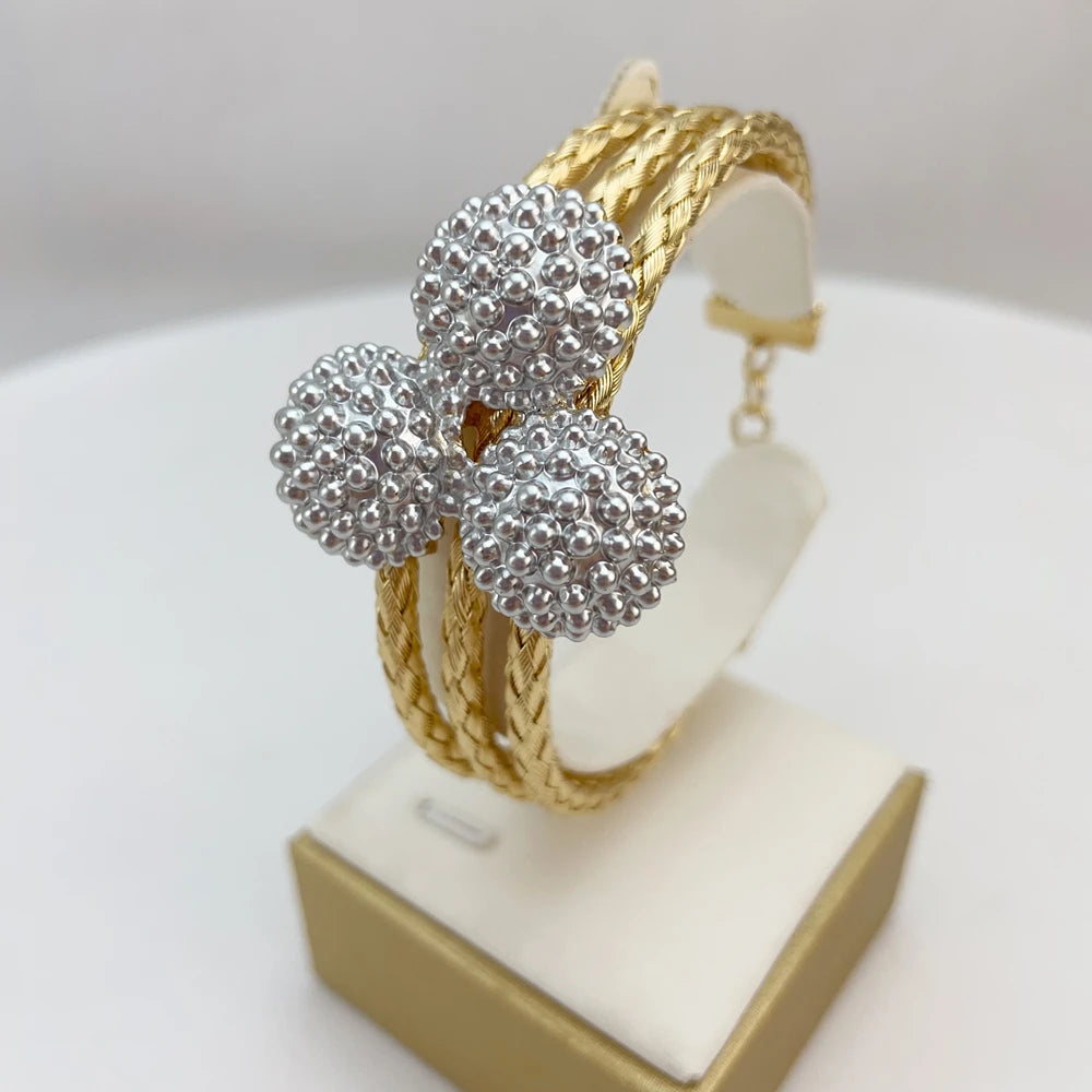 Elegant and Simple Party Dress Accessories, Suitable for All Women