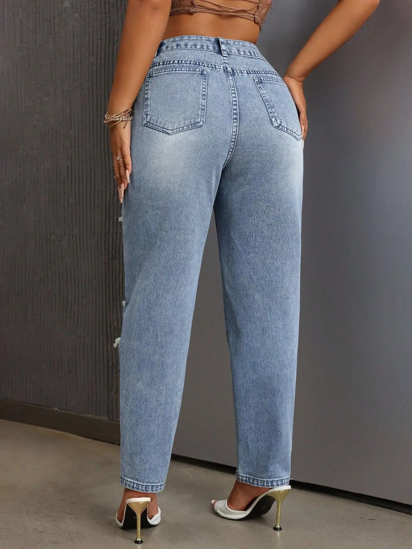 European American Fashion, Versatile Casual Washed Ripped Jeans, New Women's Spring and Summer Small Leg Pants. Nine-inch Jeans