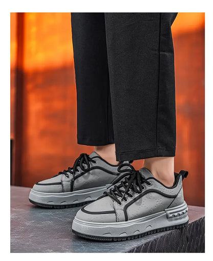 Sneakers Casual Mens Original Designer Solid Board Shoes Fashion Leather Breathable Height Increased Flat Platform Sports Shoes
