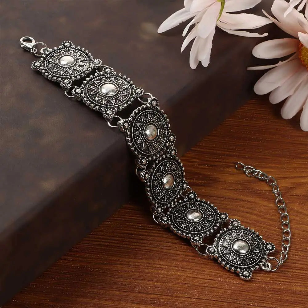 Fashionable bracelets necklaces wrist jewelry and neck jewelry.