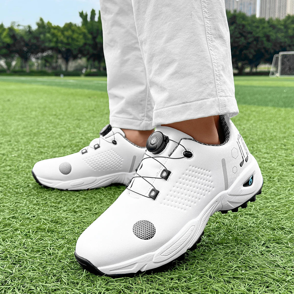 Men's outdoor leisure sports peak sneakers are suitable for various grass activities, durable and strong grip